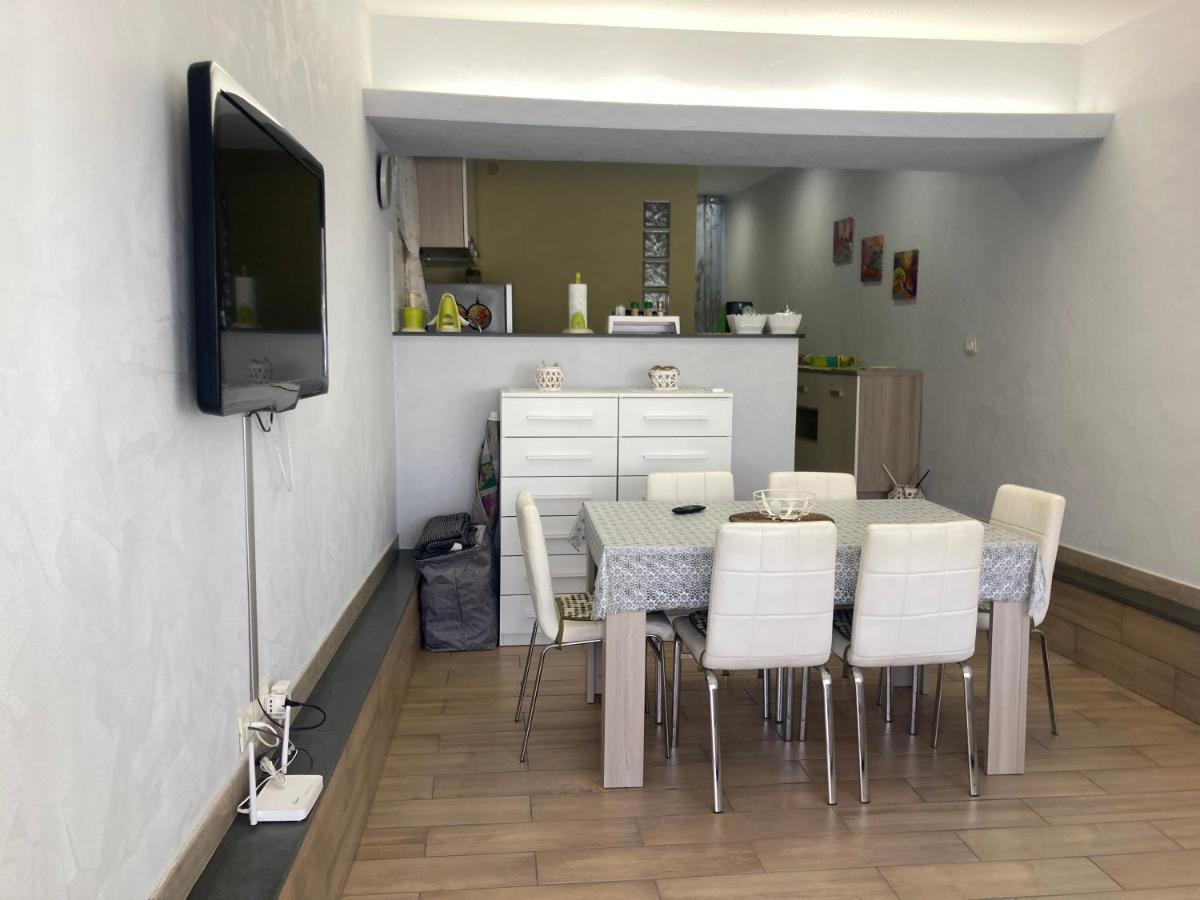 Naxos Beach Apartment Giardini Naxos Eksteriør bilde